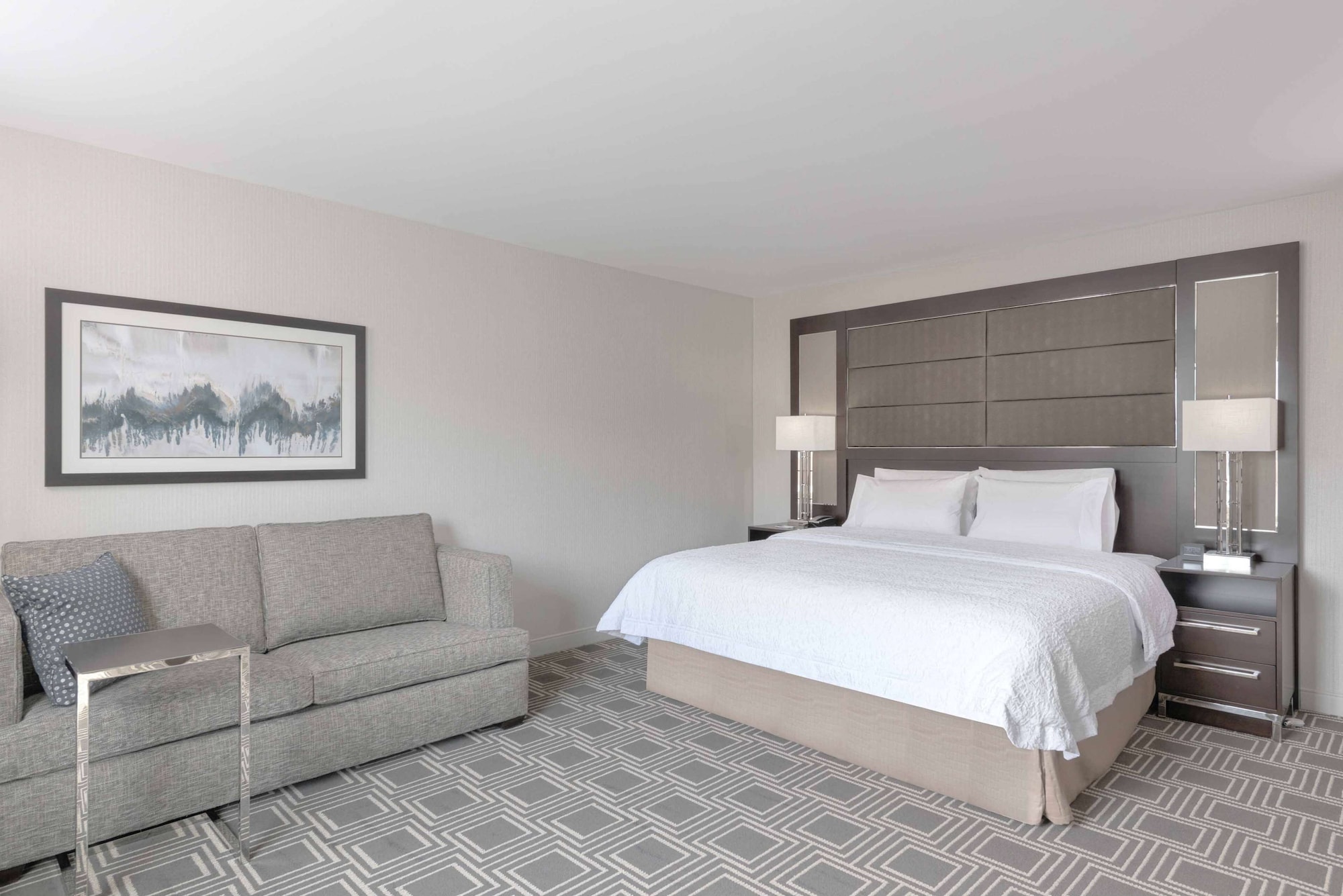 hampton inn and suites worcester