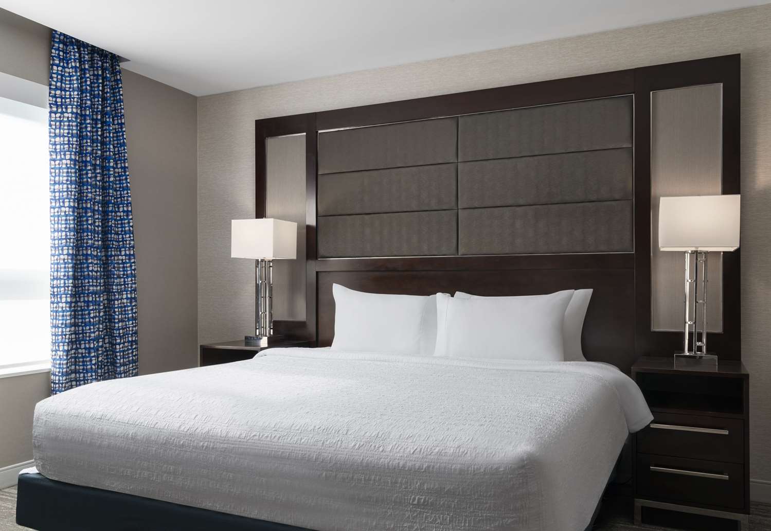 hampton inn and suites worcester