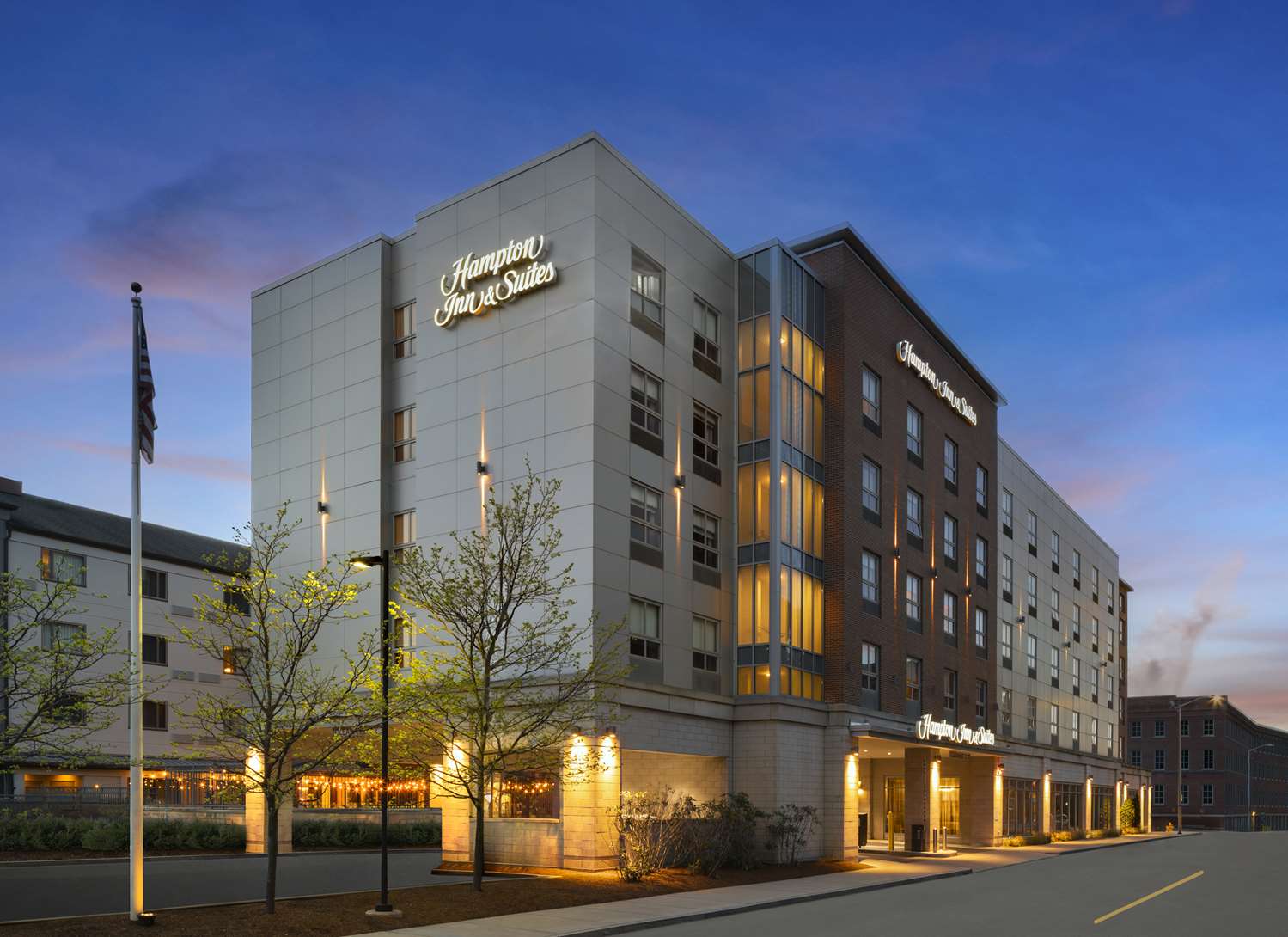 hampton inn and suites worcester