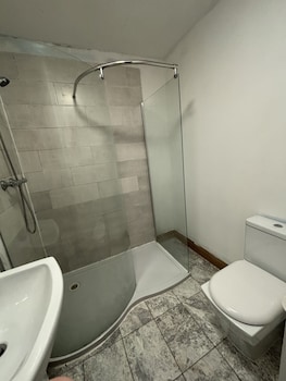 harrow road rooms