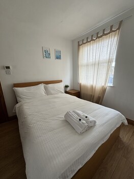 harrow road rooms