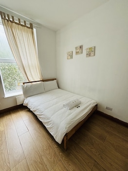 harrow road rooms