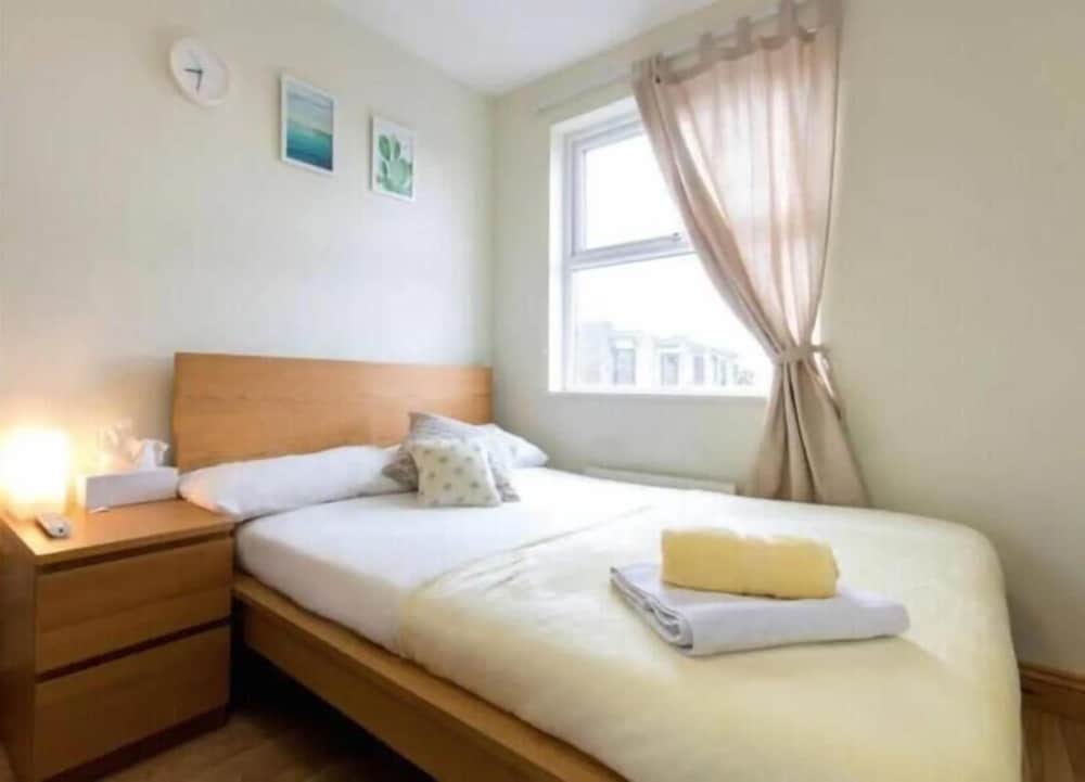 harrow road rooms