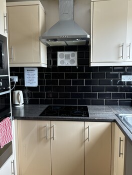 harrow road rooms