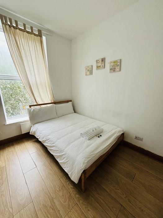 harrow road rooms