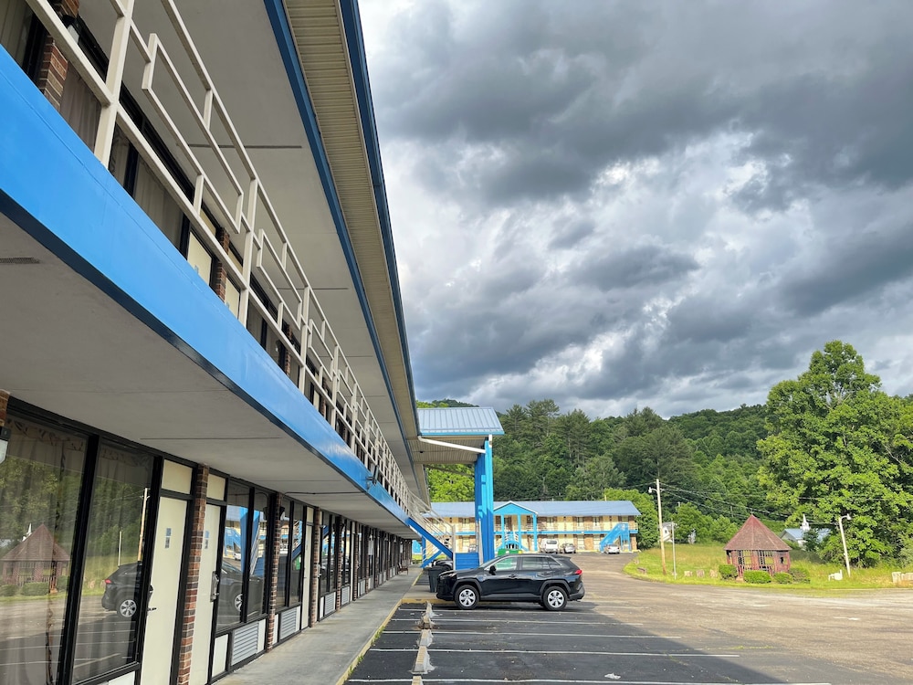 mountain empire motel