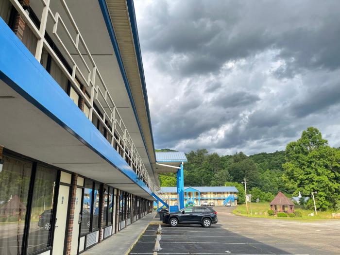 mountain empire motel