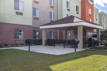suburban studios donaldsonville gonzales