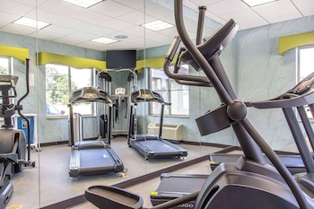 Suburban Studios Donaldsonville - Gonzales,Donaldsonville>>Darrow,2 star
