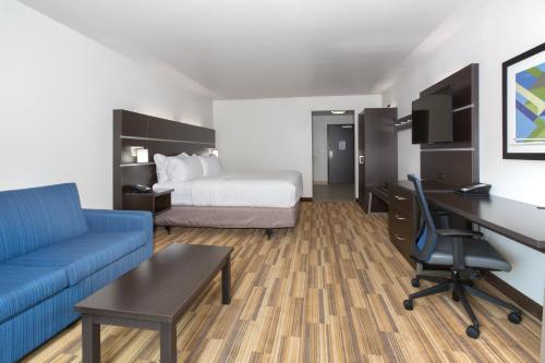 holiday inn express and suites lincoln i 80