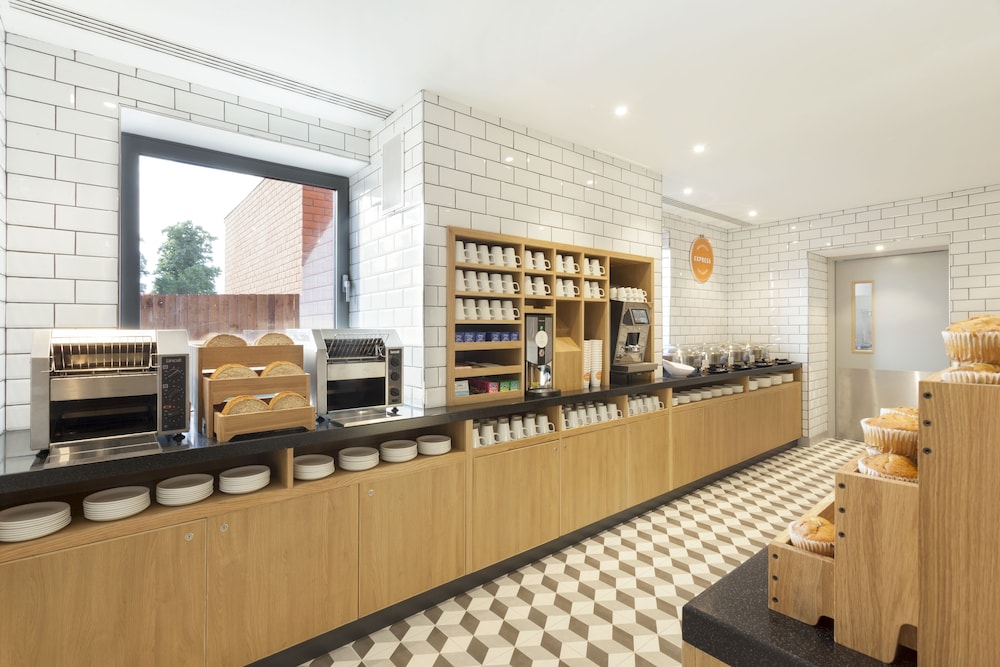 holiday inn express st albans m25 jct 22 by ihg