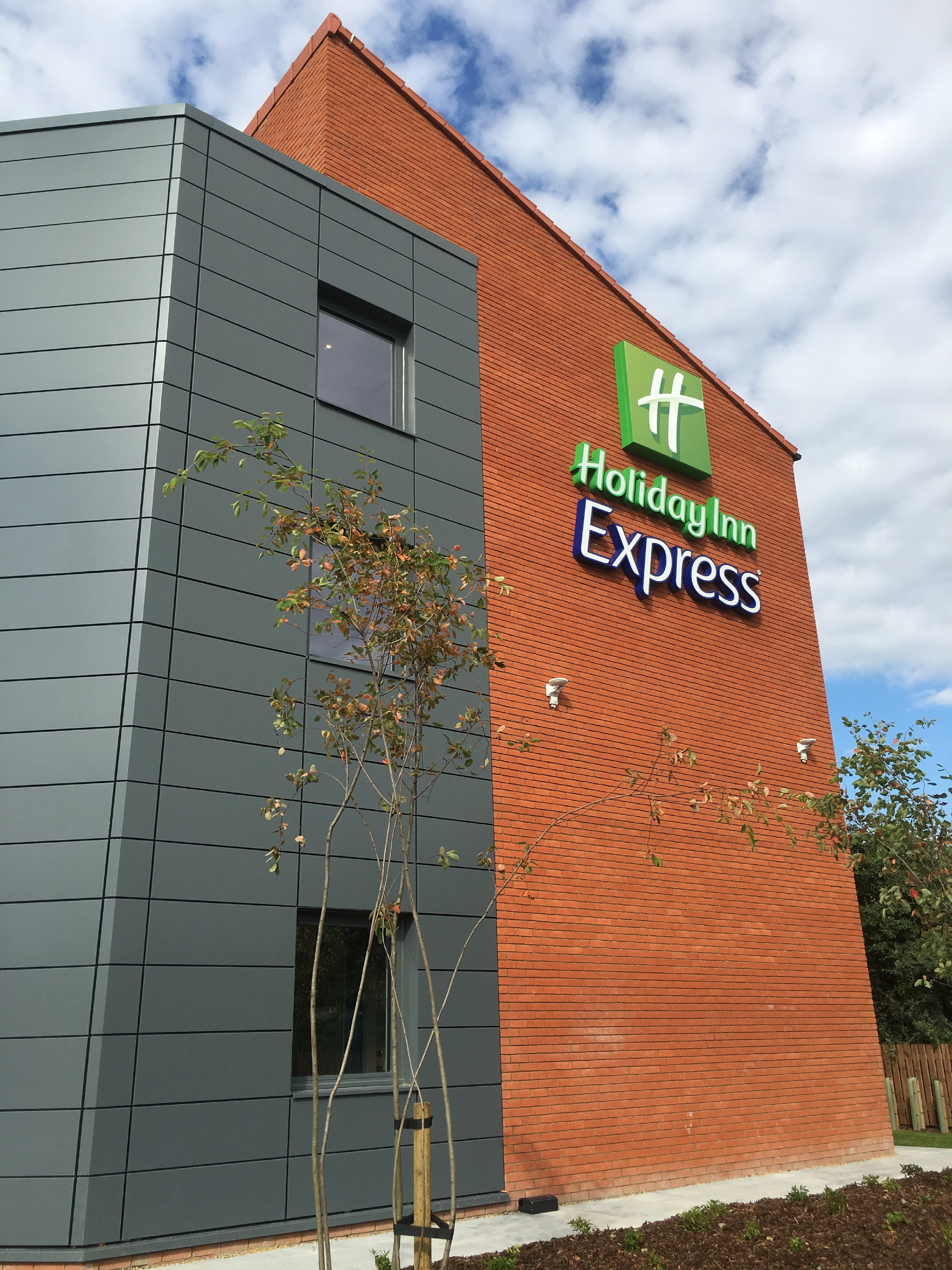 holiday inn express st albans m25 jct 22 by ihg