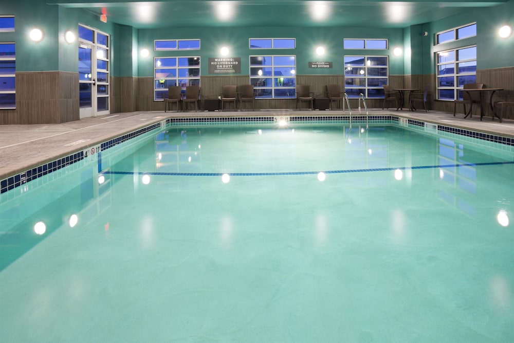 Grandstay Hotel And Suites,Near Valley City Park,3 star
