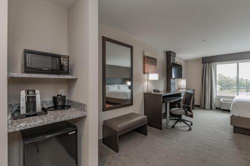 holiday inn mishawaka by ihg