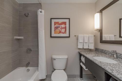 holiday inn mishawaka by ihg