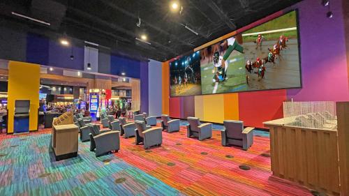 harrahs cherokee valley river casino and hotel