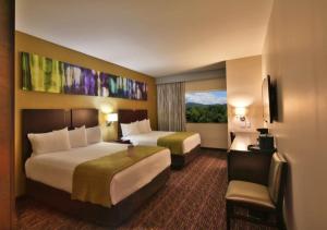 harrahs cherokee valley river casino and hotel