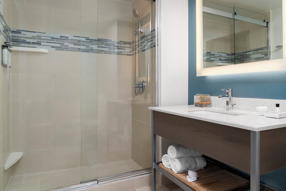 even hotel brooklyn by ihg