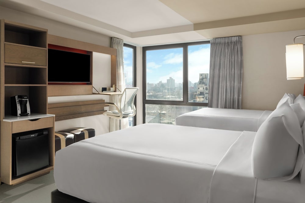 even hotel brooklyn by ihg