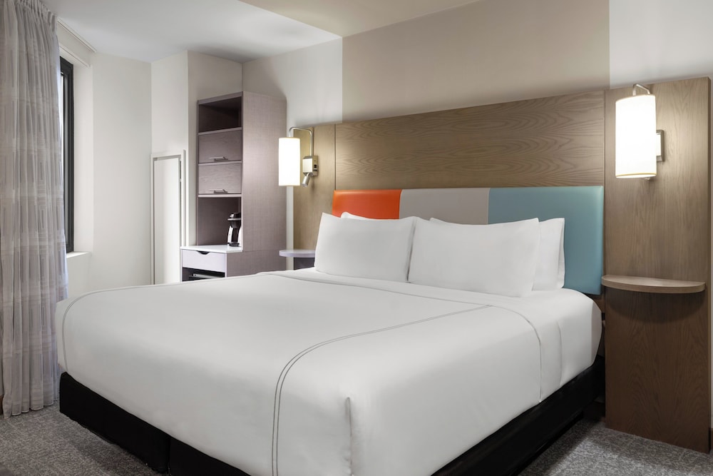 even hotel brooklyn by ihg