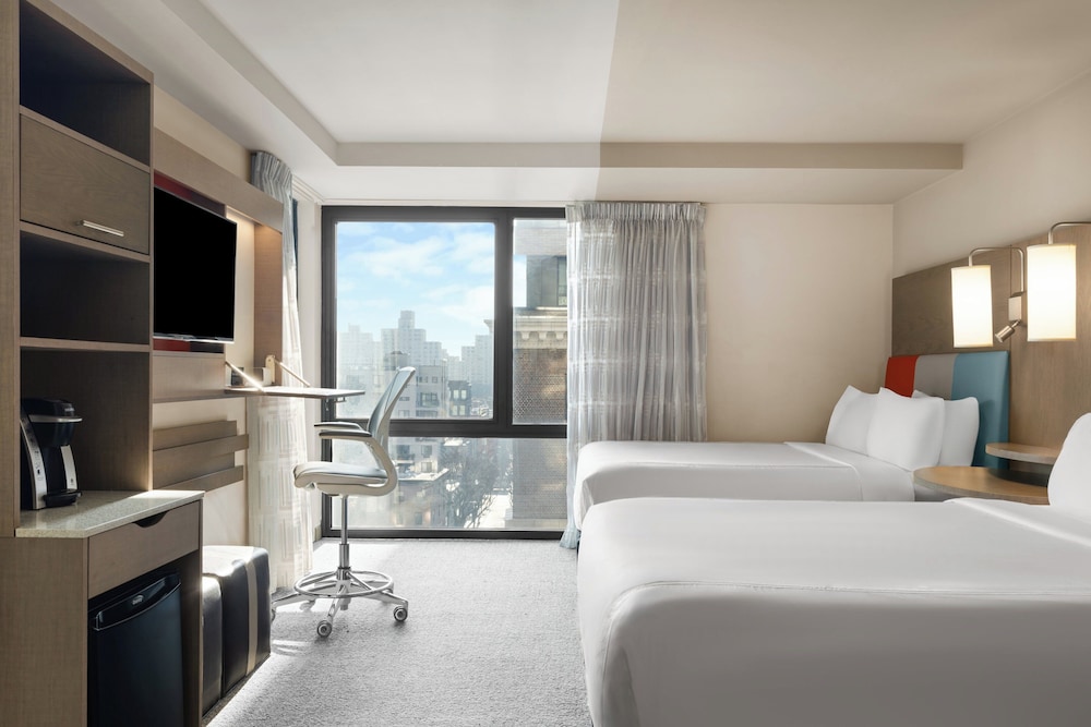 even hotel brooklyn by ihg