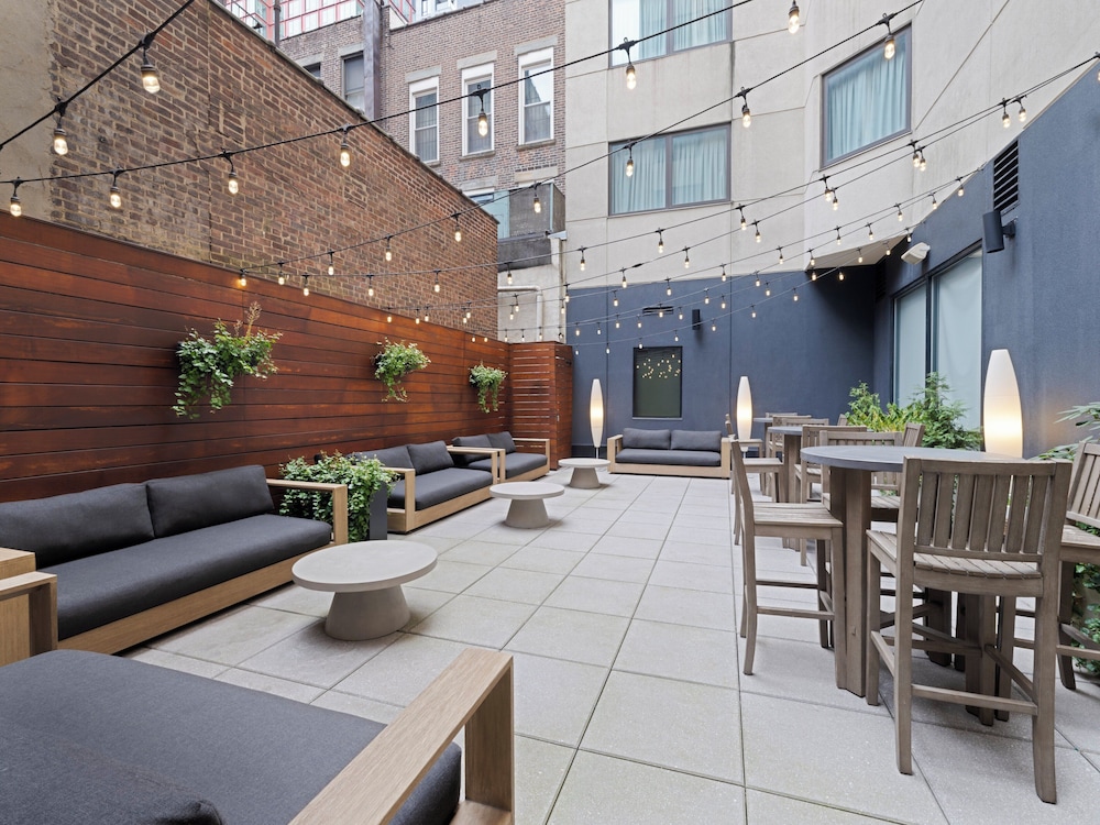 even hotel brooklyn by ihg