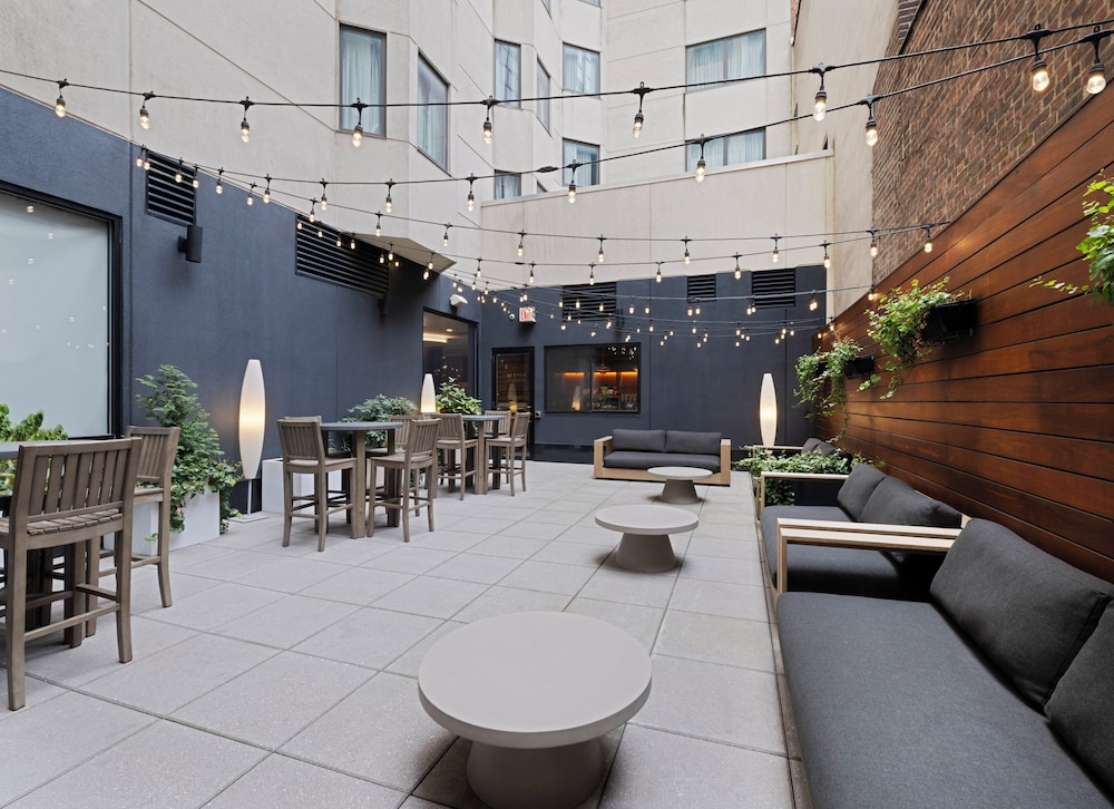 even hotel brooklyn by ihg