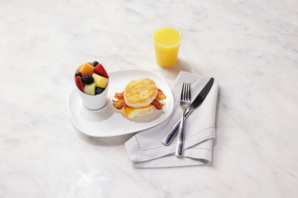 even hotel brooklyn by ihg