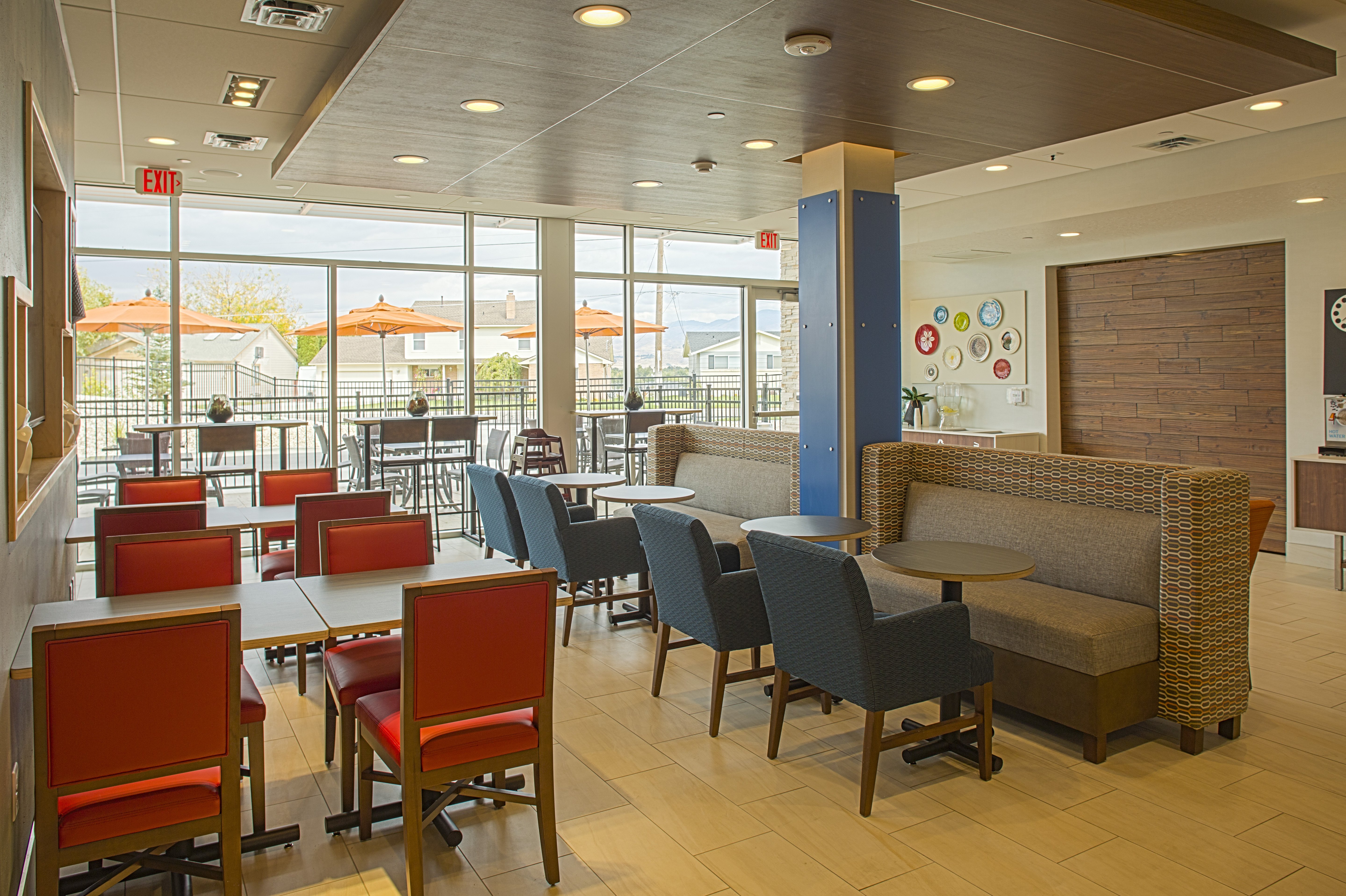 holiday inn express and suites boise airport by ihg