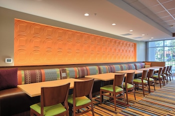 fairfield inn and suites by marriott philadelphia horsham
