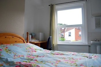 clift guest house