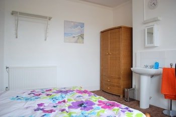 clift guest house