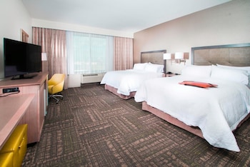 hampton inn and suites la porte