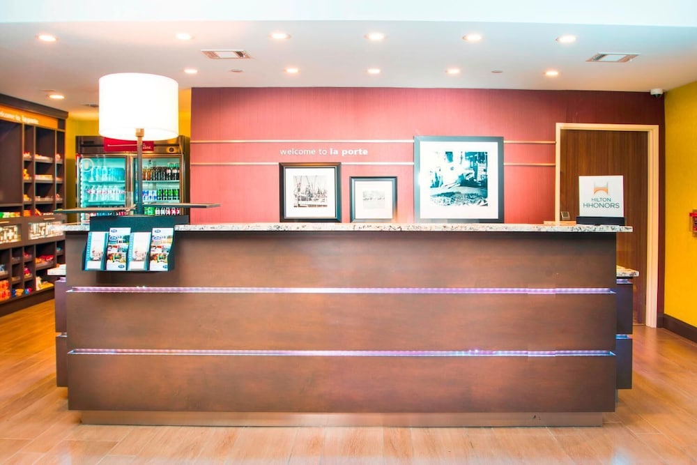hampton inn and suites la porte