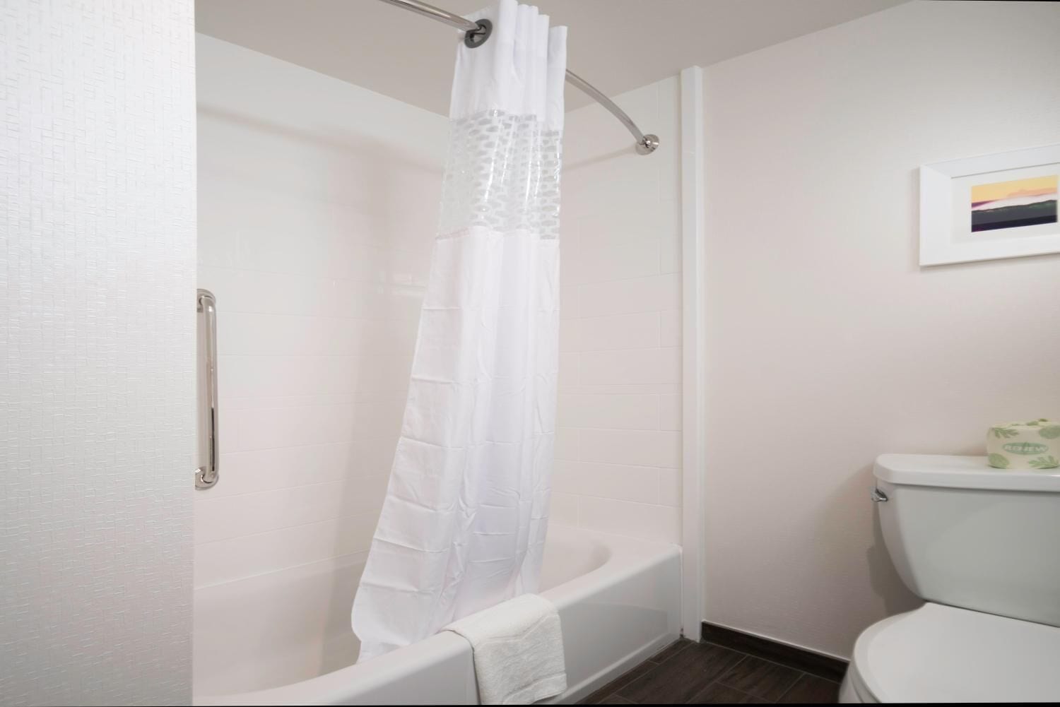 hampton inn and suites la porte