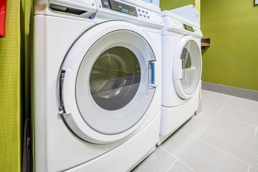 hampton inn and suites la porte