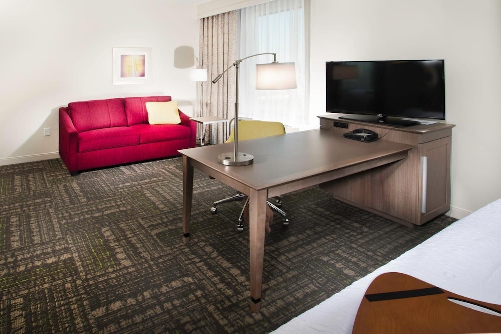 hampton inn and suites la porte