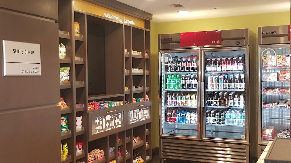 hampton inn and suites la porte