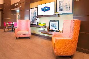 hampton inn and suites la porte