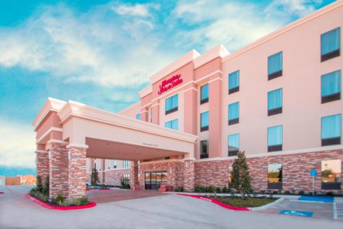 hampton inn and suites la porte