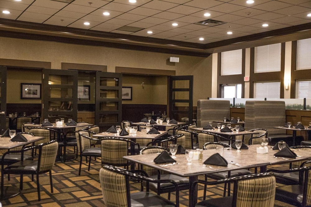 chateau nova peace river