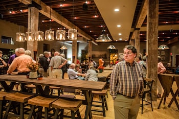 jackson park inn ascend hotel collection