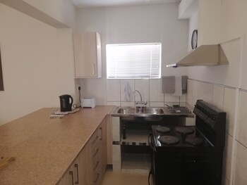 aus self catering units