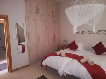 aus self catering units