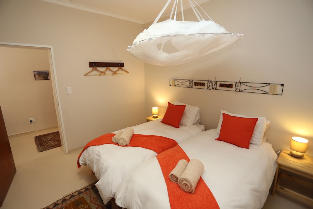 aus self catering units