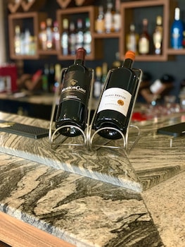 sparklyn hotels and suites