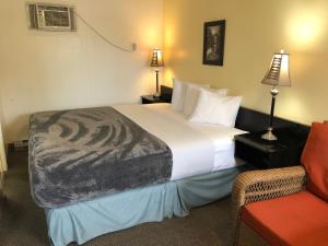 creston valley motel