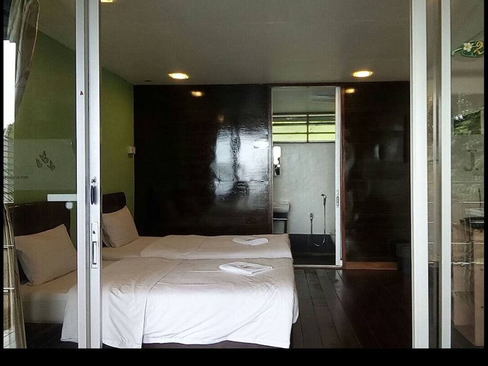 j residence