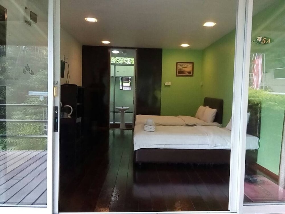 j residence