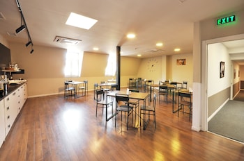 Meidan Inn,Art Museum Of Georgia>>Tbilisi,3 star